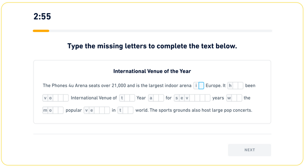 Tipo de pregunta "Leer y completar" en el Duolingo English Test. El mensaje le pedirá que escriba las letras que faltan para completar el texto a continuación.  Hay oraciones a las que les faltan palabras que deben agregarse para completar el párrafo.